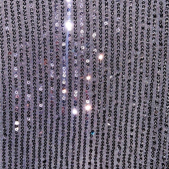 Bought from Amazon in size Large… never worn absolutely new. - Picture 1 of 2